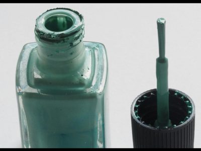 Estos diseños de uñas verde olivo son un acierto si buscás estilo y elegancia