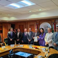 Diputados reciben reforma electoral de Sheinbaum