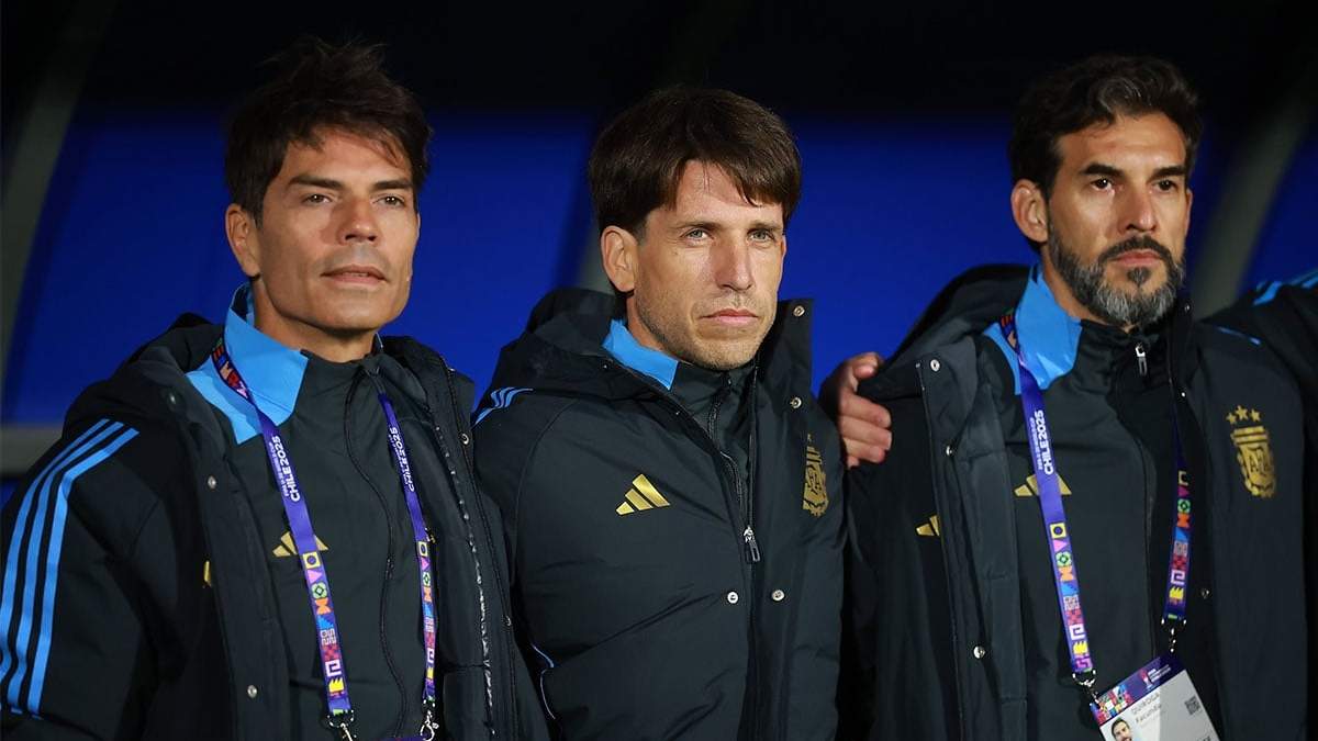 Diego Placente y sus colaboradores.