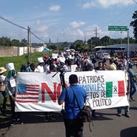 "No más racismo", claman migrantes africanos durante marcha en Tapachula