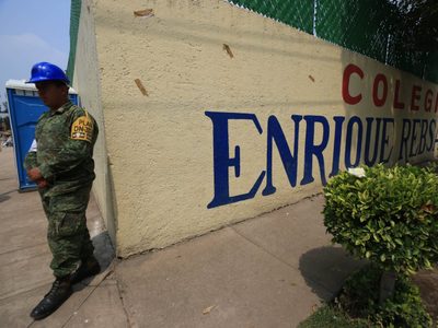 Dan prisión preventiva oficiosa al director de obra del Colegio Rébsamen