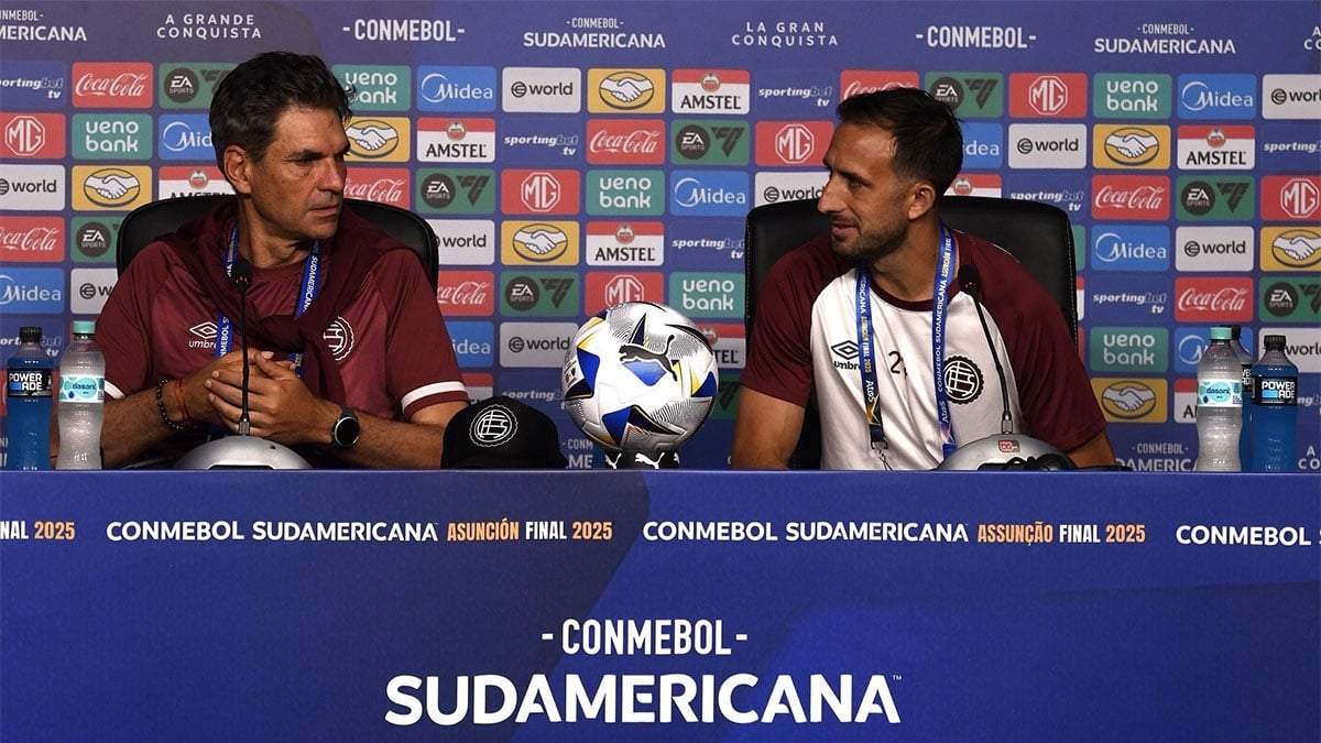 DT y capitán: Mauricio Pellegrino y Carlos Izquierdoz.