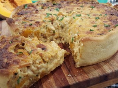 Tarta de calabaza, queso y verdeo: con masa casera y lista en pocos minutos para disfrutar