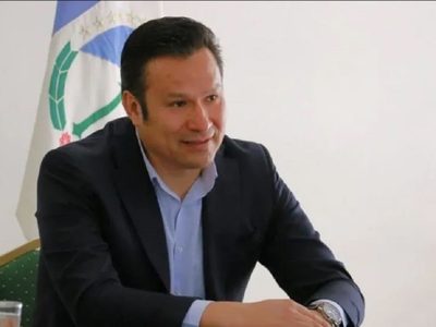 Llancafilo defendió los aportes a la Ley Bases y se situó fuera de la grieta política
