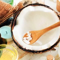 Con 3 ingredientes: hacé tu propio sérum casero de coco para nutrir y revitalizar la piel seca