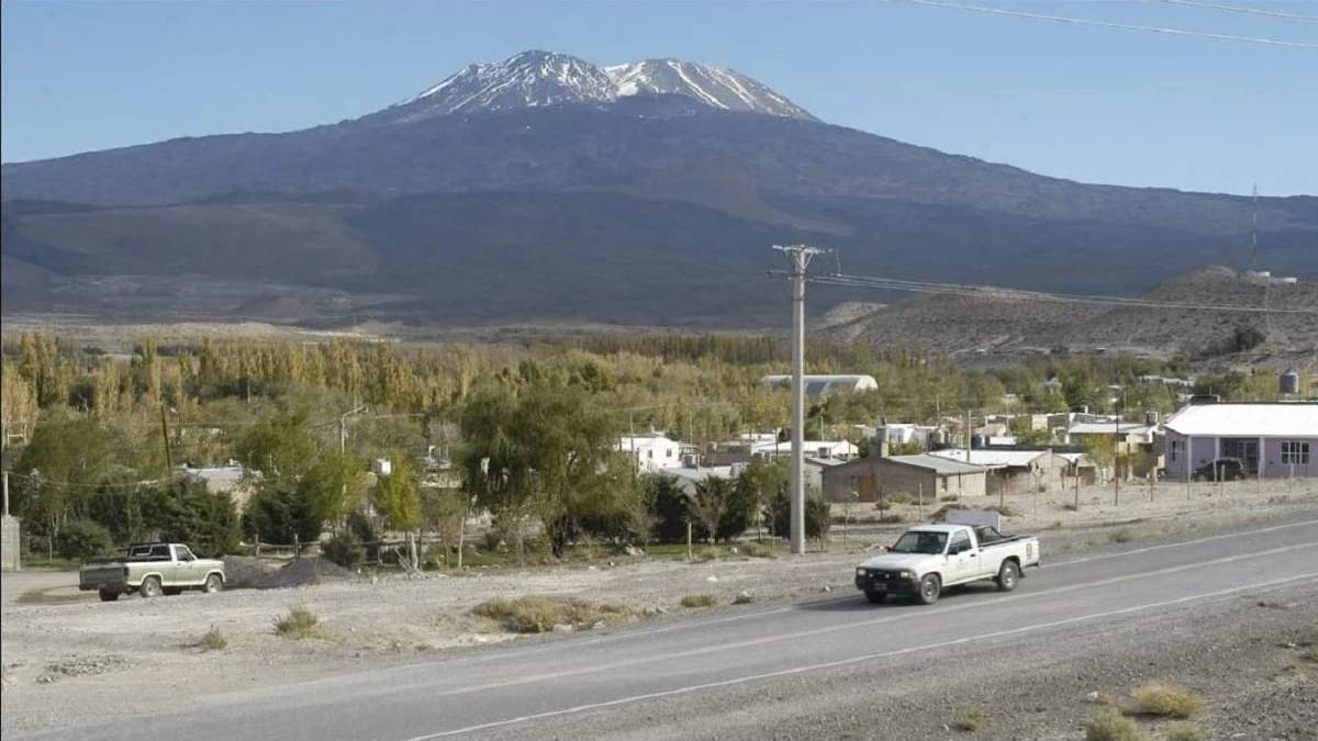 El incidente ocurrió sobre Ruta Nacional 40, cerca de Buta Ranquil. Fuente: (Facebook)