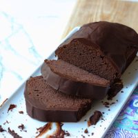 Budín extra chocolate vegano: con 1 zucchini prepará este postre que queda muy esponjoso y delicioso