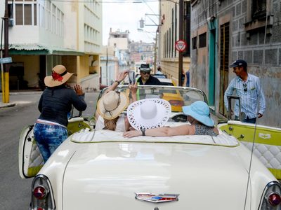 El turismo vuelve a Cuba: la cantidad de visitantes aumentó más del 500% respecto del año pasado