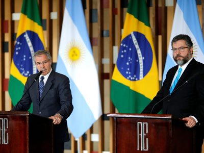 El canciller Felipe Solá se reunió con su par brasileño y resta un encuentro con Bolsonaro