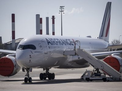 Francia suspende todos los vuelos con Brasil por el brote de coronavirus