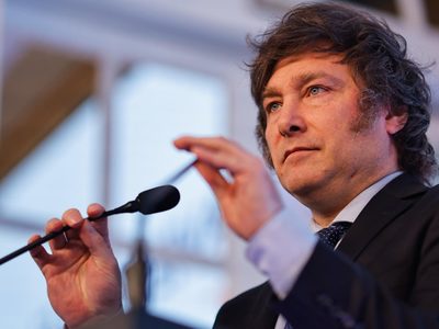 En Davos, Javier Milei se reunirá con el canciller del Reino Unido