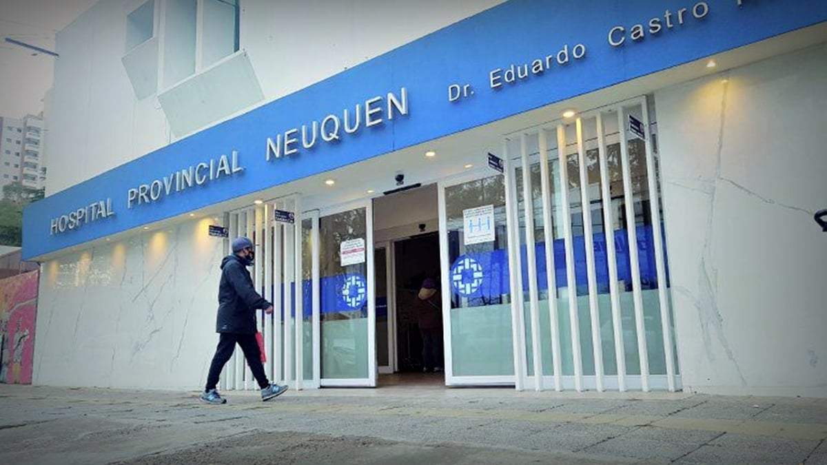 Ingreso al hospital Dr. Castro Rendón. Fuente: (Twitter)