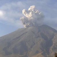 Emiten alerta por la posible caída de ceniza volcánica en cinco alcaldías de la CDMX