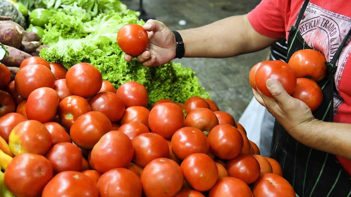 Por la inflación, cayeron fuertemente los niveles de consumo. Fuente: (X)