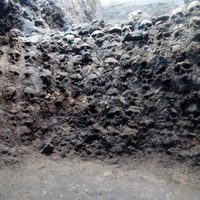 Insólito: hallan 119 cráneos en una antigua edificación mexicana