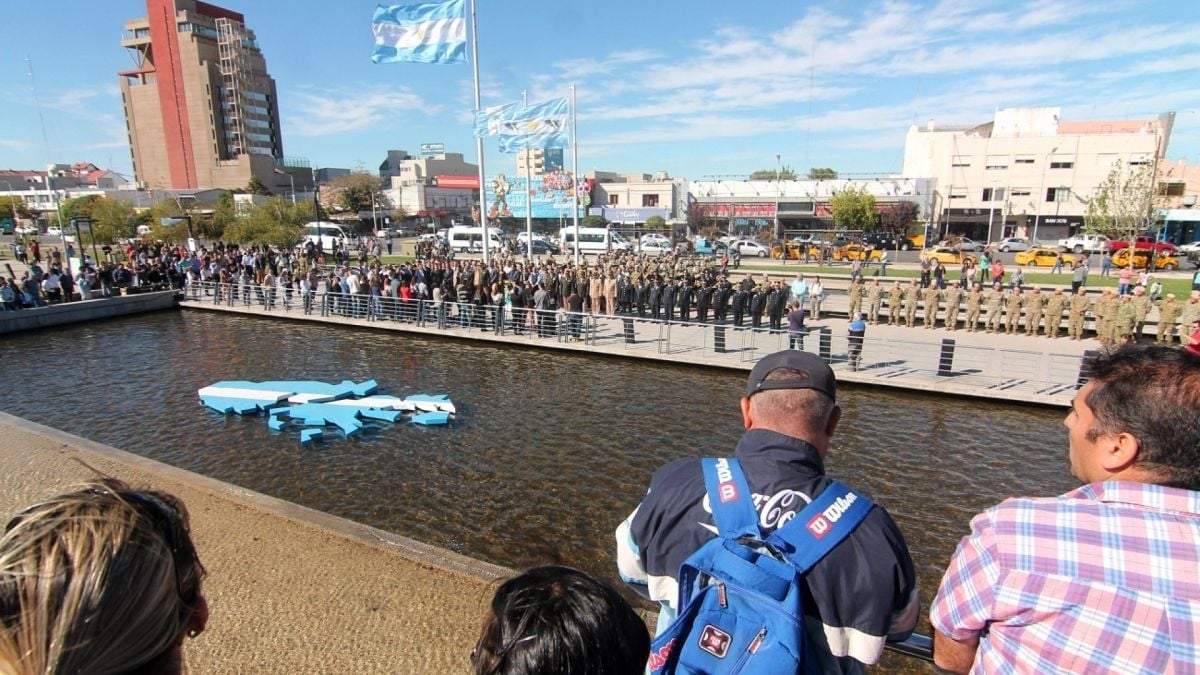 Veteranos de Malvinas dirán presente en el desfile Aniversario de Neuquén. Fuente (Facebook).
