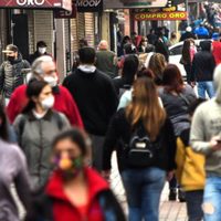 Quilmes: miles de personas en la calle en plena cuarentena. ¿Era necesario?
