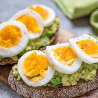Tomá nota: 3 desayunos energizantes para un día agitado