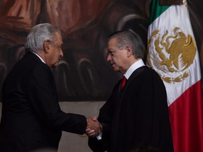 Zaldívar sin duda actúa con honestidad; no podría decir lo mismo del resto de ministros: AMLO