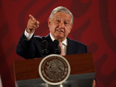 Hay denuncias contra Romero Deschamps, lo mejor es que renuncie: López Obrador