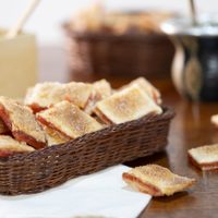 Cuadraditos de membrillo: sin amasar y en 10 minutos, disfrutá esta tremenda receta con unos buenos mates