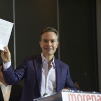 Manuel Velasco se anota como invitado del PVEM al proceso interno de Morena