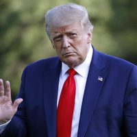Plot twist: Trump ahora recomienda el uso de barbijo