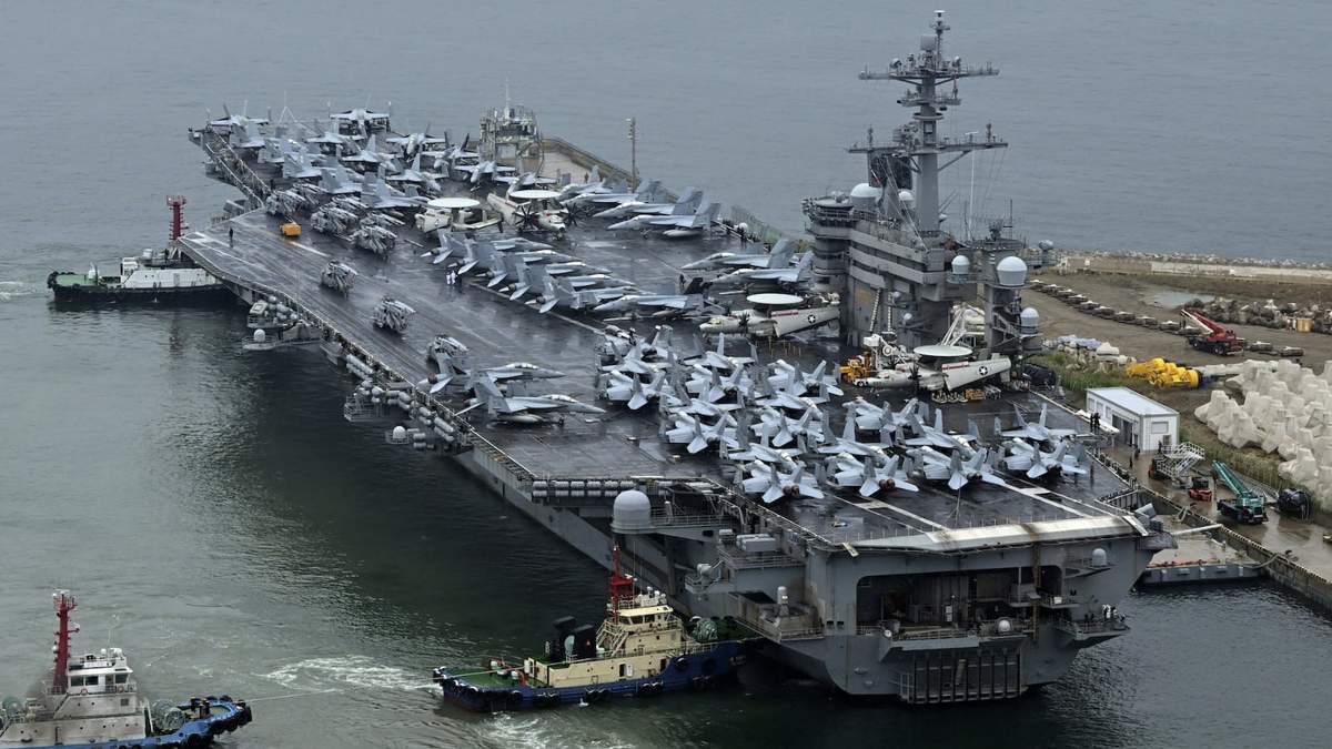 Portaaviones estadounidense Theodore Roosevelt, anclado en Corea del Sur