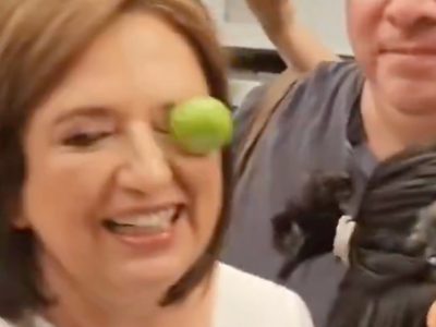 Captan agresión contra Xóchitl Gálvez en un mercado de la CDMX (Video)