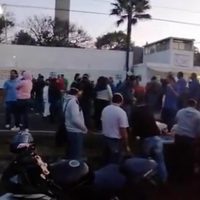 Cierran carreteras en Morelos para exigir a fábrica el cese de labores por covid-19