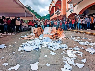 Priistas y panistas se apoderan de los consejos de Morena