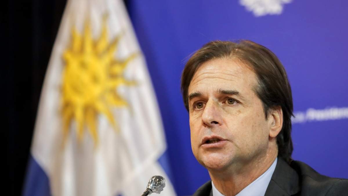 El mandatario uruguayo dijo que nunca evaluó una cuarentena estricta.