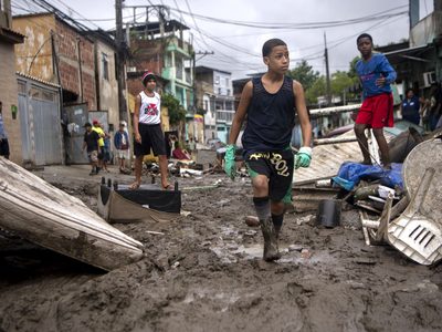 Las fuertes lluvias en Brasil dejan un saldo de al menos 13 muertos y 45 desaparecidos