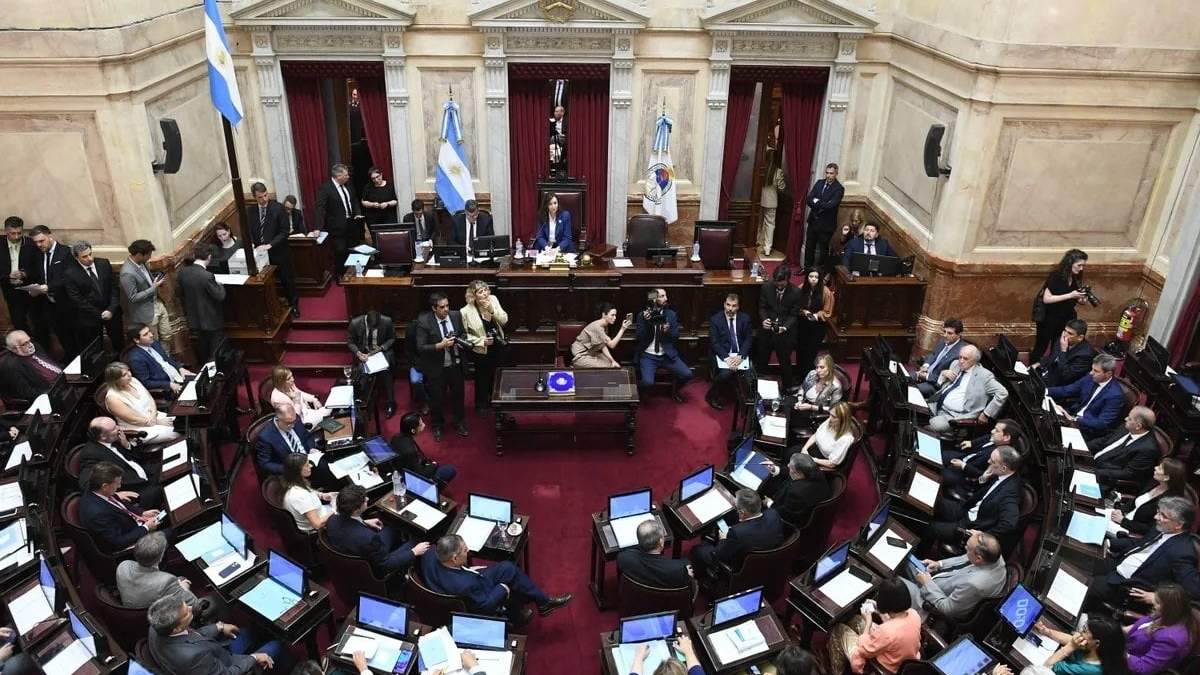 Senadores. Fuente: (X)