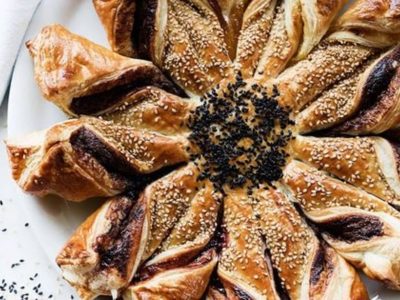 Con 3 ingredientes, prepará esta tarta sol de chocolate que queda tan perfecta como si la hubieras comprado