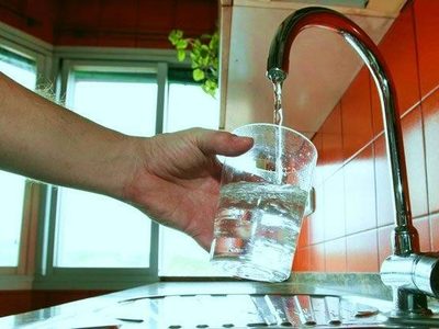 "En Neuquén y Río Negro": ¿Por qué hay turbidez en el agua?