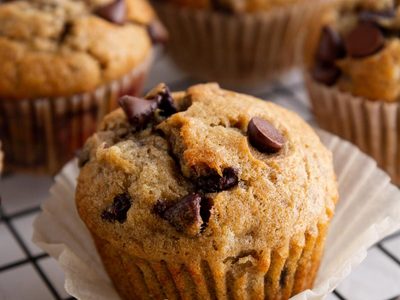 Muffins de dulce de leche y chips de chocolate: súper húmedos y cremosos, la receta que te va a enamorar