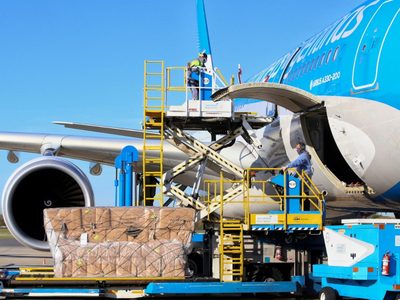 Odisea Shanghái: cómo fueron los vuelos sanitarios de Aerolíneas Argentinas