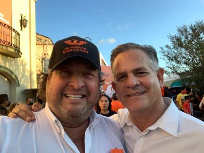 Diputado pide que homosexuales “adopten perros, no niños”, y luego se disculpa