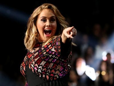 Se le pasó por alto: el emoji de Adele que generó ansiedad entre sus fans