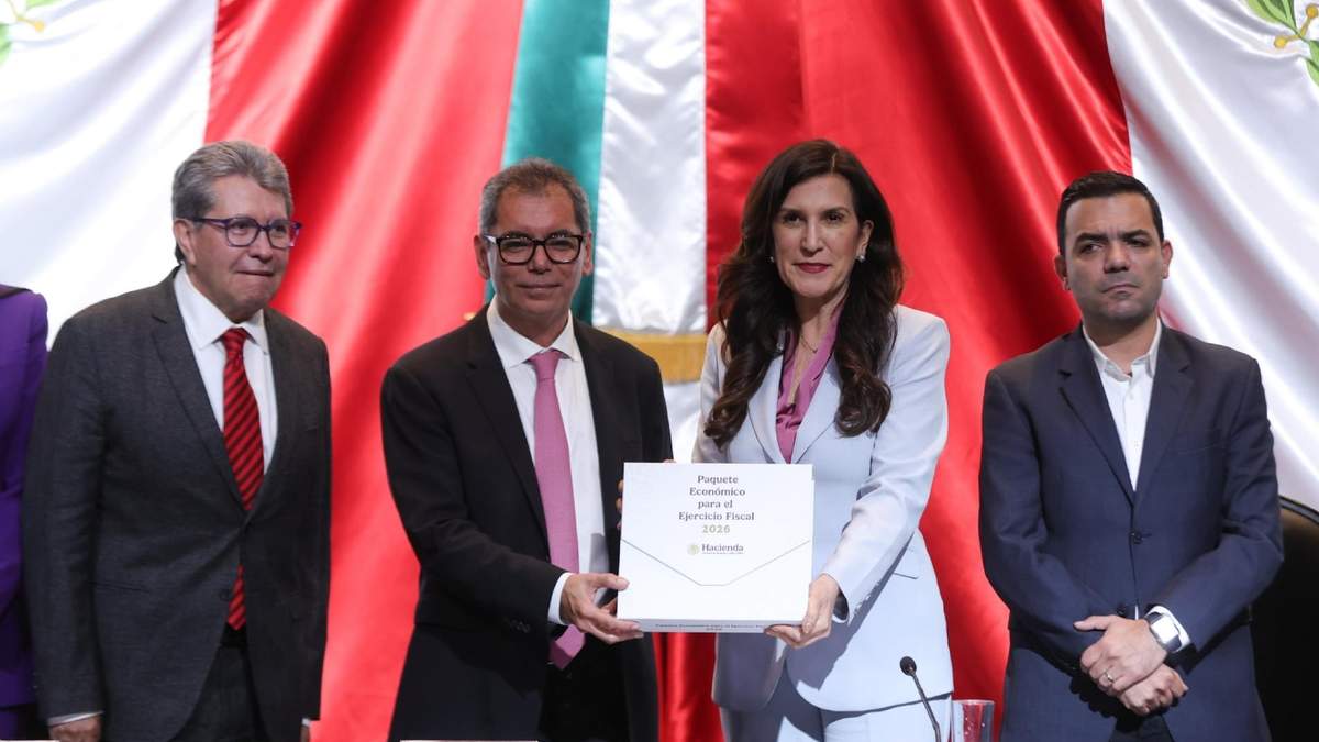 Entrega del paquete económico 2026 a legisladores