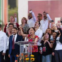 Convierten asamblea sobre la reforma eléctrica en mitin a favor de AMLO