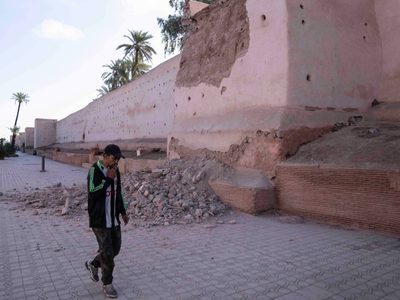 Un potente sismo deja más de mil muertos en Marruecos (Videos)