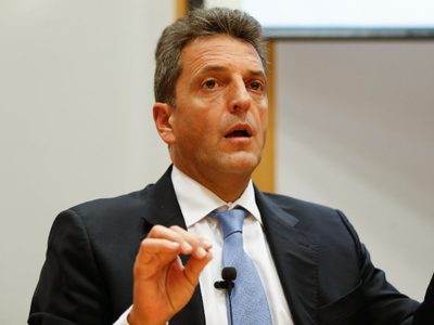Sergio Massa indicó que la oposición se esconde "detrás de memes y fotos"