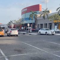 Asesinan a un hombre en el interior de un centro comercial en Villahermosa (Video)
