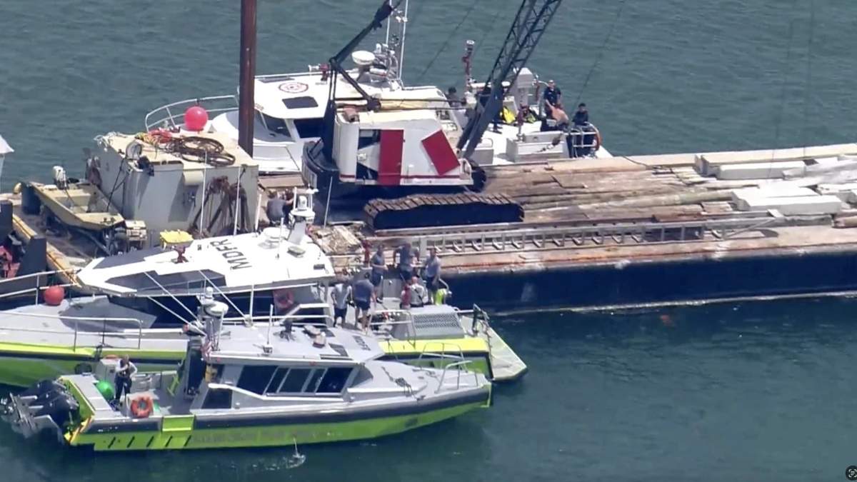 Dos niños murieron en un campamento de vela de Miami después de que una barcaza chocara con su bote