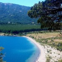 Lucas Castelli apuntó al Gobierno provincial por la falta de agua potable en Villa Lago Meliquina