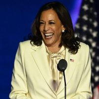 Quién es Kamala Harris, la primera mujer -“pero no la última”- vicepresidenta de Estados Unidos