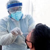 Japón marca otro récord de casos graves de coronavirus, el último día de los Juegos Paralímpicos