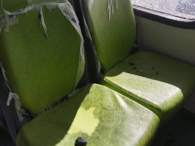 Un colectivo terminó con los vidrios rotos luego de un ataque a pedradas